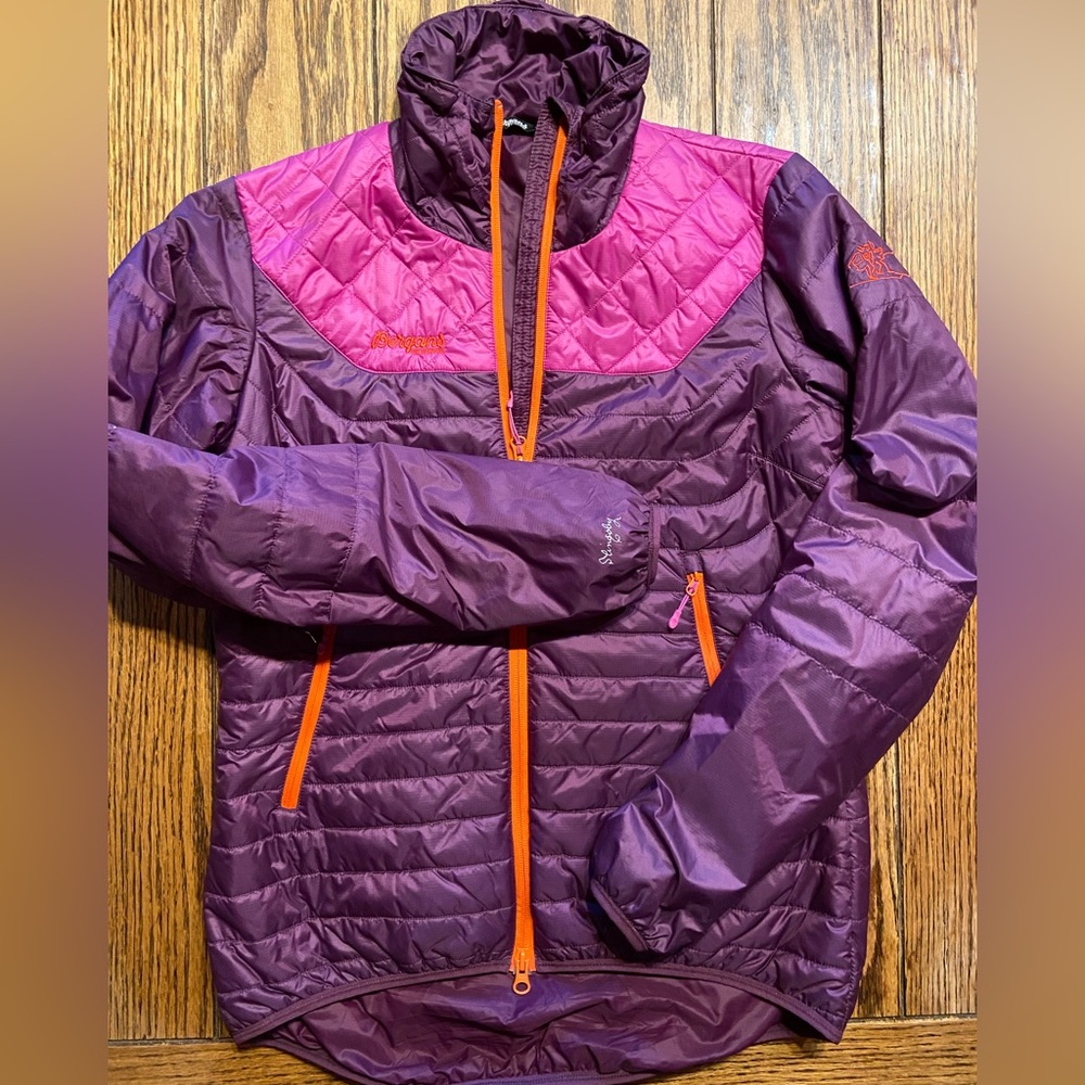 Women’s Bergan’s of Norway Light Down Hooded Jacket / size M